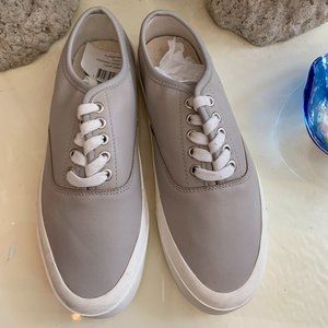 Maison Kitsune Leather Lace Up Sneaker